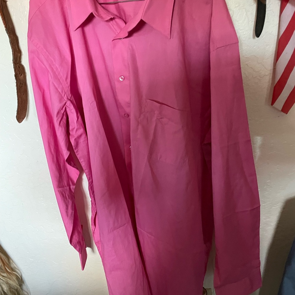 Elegant Fuchsia Dress Shirt for Men